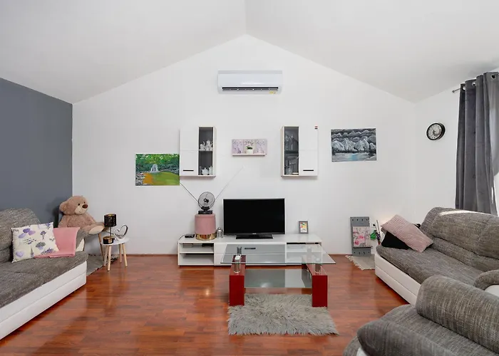 아파트 Villageway Pridraga